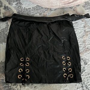 Elegant Black Lace-Up Pencil Skirt